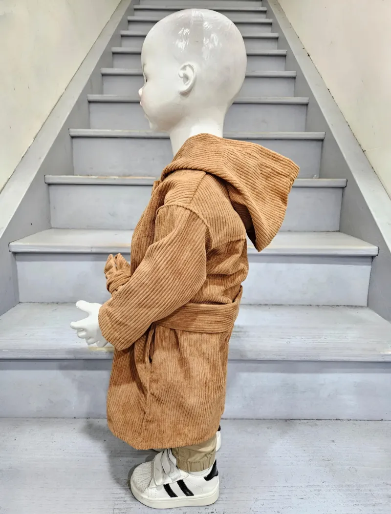 Cord-Kapuzenjacke und Gürtel für Baby-Mädchen