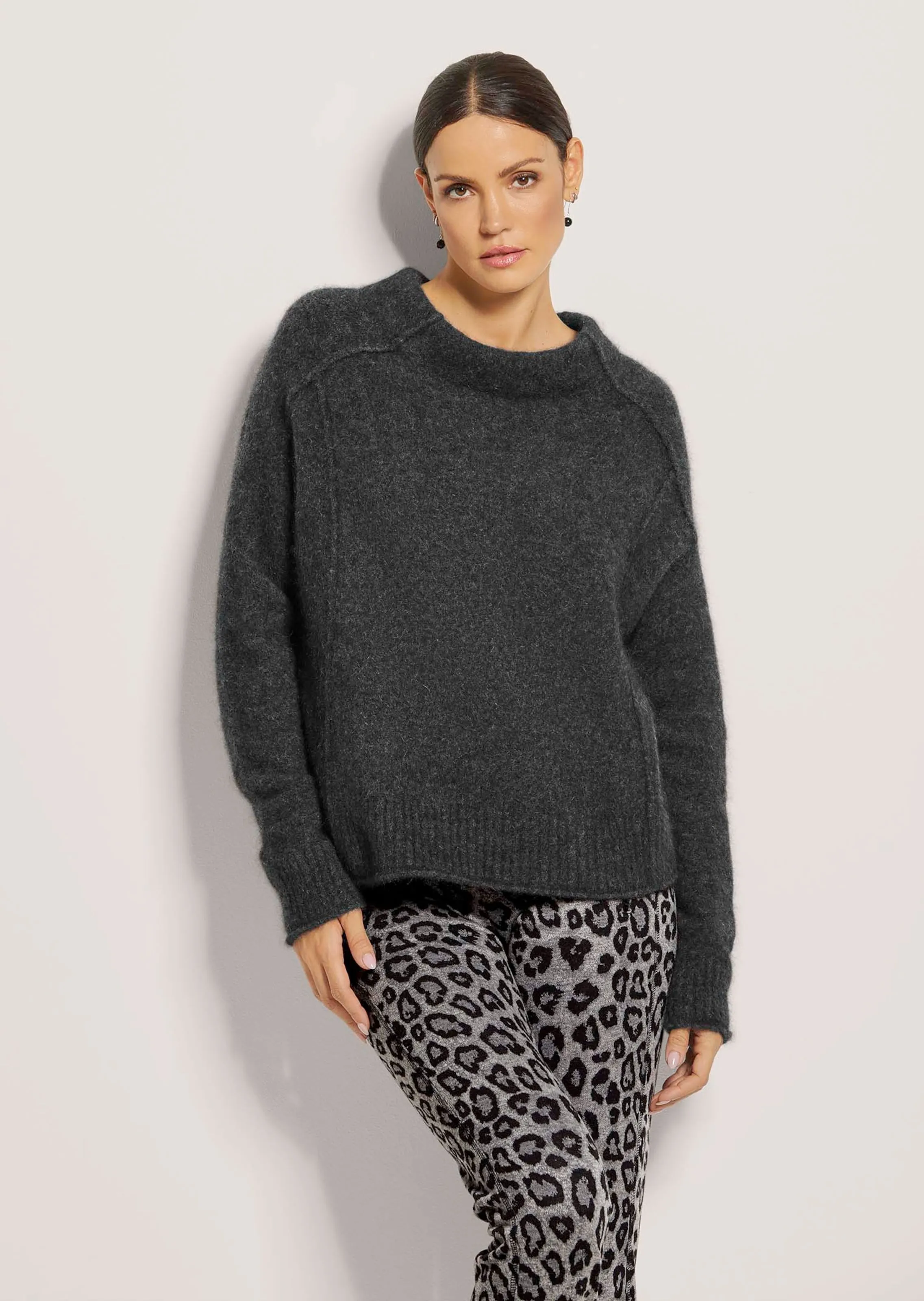 Kurzer Stehkragen-Pullover mit Kaschmir