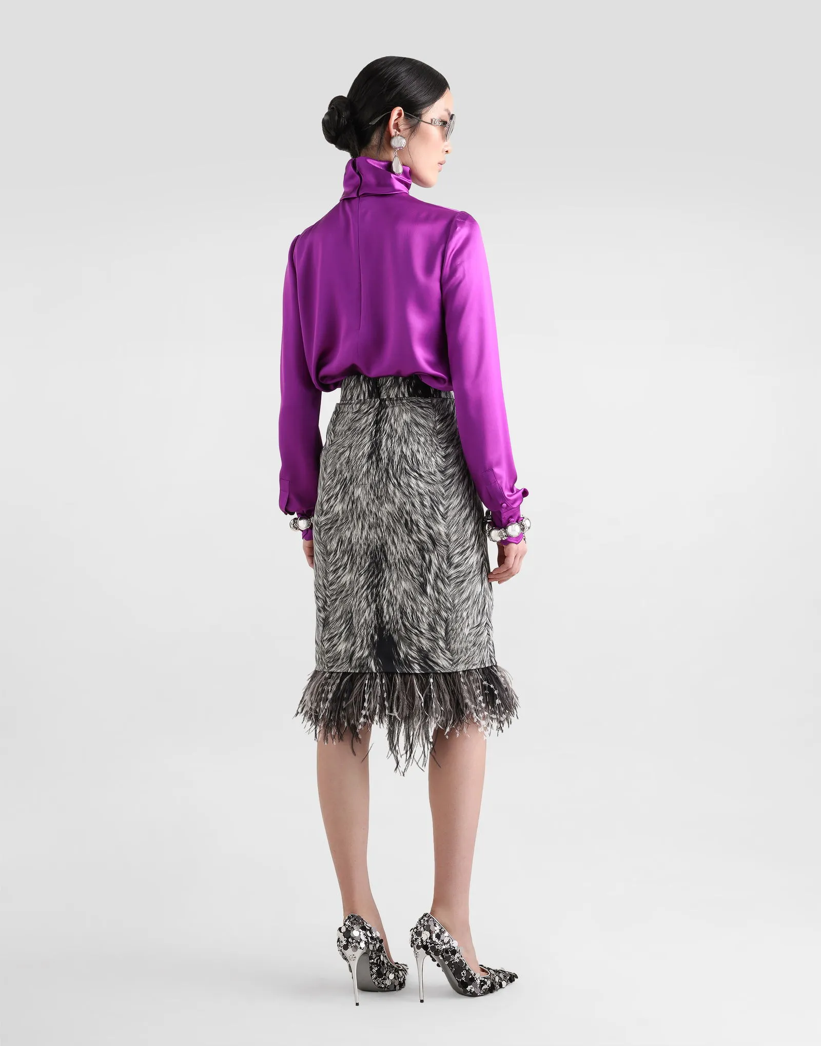Rock Dolce & Gabbana Calf-length Pencil Skirt With Fur Print And Feathered Detailing Grey F4C1ITFSA71HI3VQ